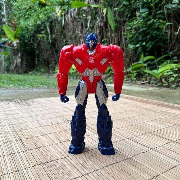 Optimus Prime Action Figure approx. 12" tall - Picture 1 of 5